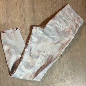New lululemon white camo leggings